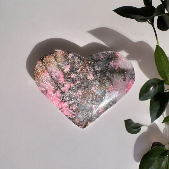 Icy‎ Rhodonite Crystal Heart Carving (#2) - Picture 1 of 12